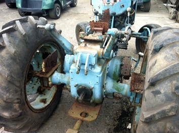 ขายรถไถฟอร์ด รุ่น 1000 รถเล็ก ราคาถูก 58,000 บาท