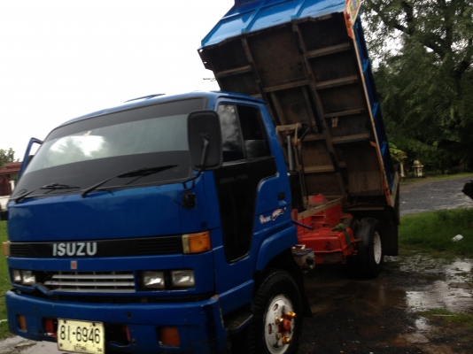ต้องการขาย ISUZU 6 ล้อดั้มพ์
