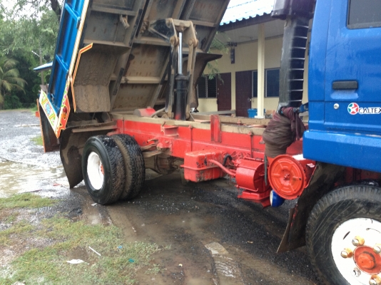 ต้องการขาย ISUZU 6 ล้อดั้มพ์