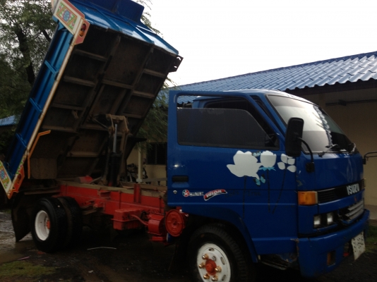 ต้องการขาย ISUZU 6 ล้อดั้มพ์