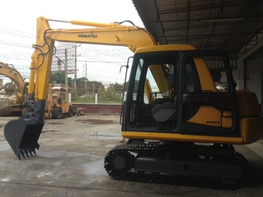 รถขุด KOMATSU PC70-7 มือสอง นำเช้าจากญี่ปุ่น สภาพสวย พร้อมใช้งาน