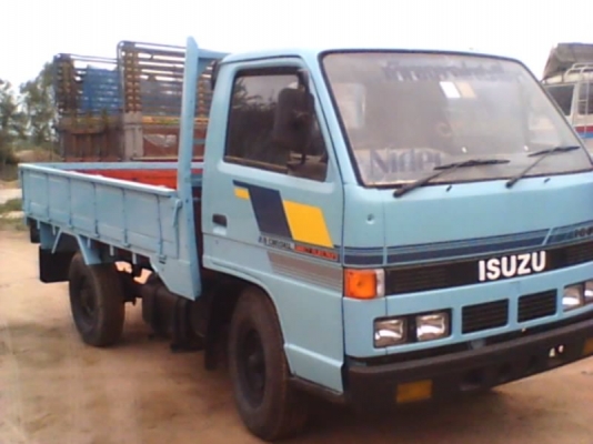 รถ  ISUZU   วางเครื่อง  88   แรง   รถเดิม  เครื่องดี  ครัชชีสวย