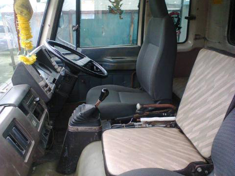 ขายรถบรรทุกสิบล้อดั๊มพ์ Isuzu Rocky 175 แรง ช่วงล่าง 200 สโลด์เดิม แชสซีสวยเปลี่ยนแผงข้างอย่างเดียว ทะเบียนพร้อม