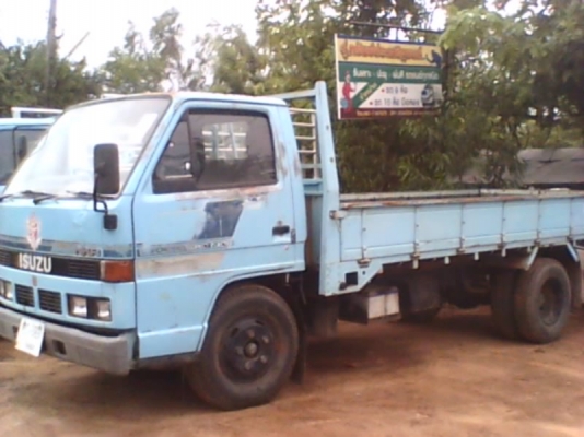 ISUZU  110  แรง   รถแท้   เครื่องแน่น   ครัชชีสวย  รถพร้อมใช้งาน