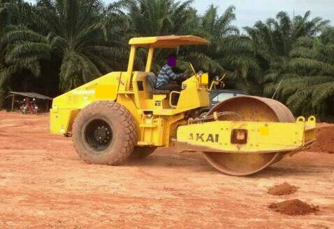 ขายรถบด ซาไก 2 เพลาสั้นสะเทือน ราคาต่อรองได้