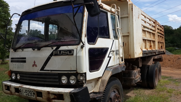 ขายด่วนไอ้หลงสองเพลาดั้มMITSUBISHI FN527MA สภาพพร้อมใช้งานราคาตอนนี้ถูกรีบโทรจอง 0811838154 0801515451