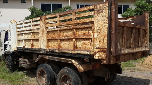 ขายด่วนไอ้หลงสองเพลาดั้มMITSUBISHI FN527MA สภาพพร้อมใช้งานราคาตอนนี้ถูกรีบโทรจอง 0811838154 0801515451