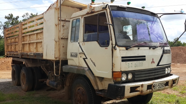 ขายด่วนไอ้หลงสองเพลาดั้มMITSUBISHI FN527MA สภาพพร้อมใช้งานราคาตอนนี้ถูกรีบโทรจอง 0811838154 0801515451