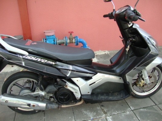 yamaha nouvo ปี 2548 รถบ้านสภาพดี (ล้อแม็กสวยยางใหญ่)