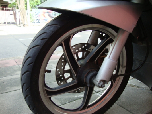 yamaha nouvo ปี 2548 รถบ้านสภาพดี (ล้อแม็กสวยยางใหญ่)