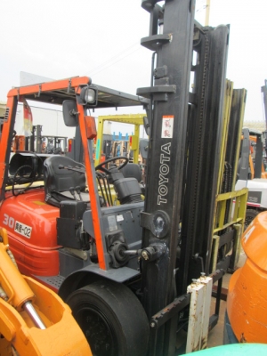 ขายฟอร์คลิฟต์ TOYOTA 6FG30 , GASOLINE/LPG 2 ระบบ, เสา 4 M , SIDE SHIP , 4 คอนโทล ( Specs Japan ) สภาพพร้อมใช้งาน เดิมแท้จากญี่ปุ่น สีเดิมและตัวถังสภาพเดิมจากญี่ปุ่น ขายฟอร์คลิฟต์ TOYOTA 6FG30 , GASOLINE/LPG 2 ระบบ, เสา 4 M , SIDE SHIP , 4 คอนโทล ( Specs Japan ) สภาพพร้อมใช้งาน เดิมแท้จากญี่ปุ่น สีเดิมและตัวถังสภาพเดิมจากญี่ปุ่น