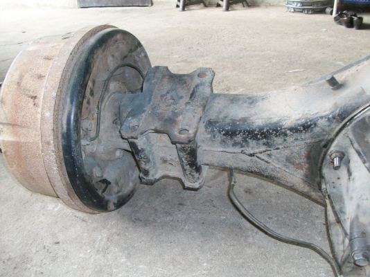 ขายเสื้อเพลาหลังยกชุด NPR 130 เทอร์โบครับเอาไปเลยครับ18000จัดให้