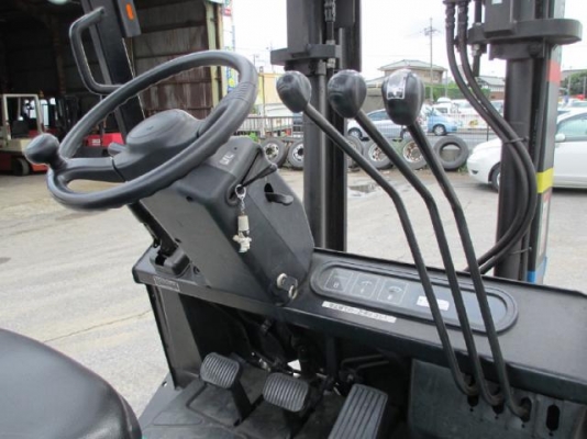 ขายฟอร์คลิฟต์ SUMITOMO FD25PV ( ดีเซล ) เกียร์ AT ,SIDE SHIP , เสา 3 M (รับประกันเครื่องยนต์ 1 ปี เฉพาะ SUMITOMO ทุกรุ่น) ใช้งานมาแค่ 5758 ช.ม สภาพสวยสุดของรุ่นนี้ครับ ++ เดิมแท้จากญี่ปุ่น ขายฟอร์คลิฟต์ SUMITOMO FD25PV ( ดีเซล ) เกียร์ AT ,SIDE SHIP , เสา 3 M (รับประกันเครื่องยนต์ 1 ปี เฉพาะ SUMITOMO ทุกรุ่น) ใช้งานมาแค่ 5758 ช.ม สภาพสวยสุดของรุ่นนี้ครับ ++ เดิมแท้จากญี่ปุ่น