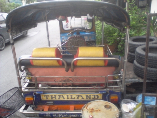 ขายตุ๊กตุ๊กป้ายเหลือง ทะเบียนเต็ม+โอน ราคา55,000บาท ขายตุ๊กตุ๊กป้ายเหลือง ทะเบียนเต็ม+โอน ราคา55,000บาท