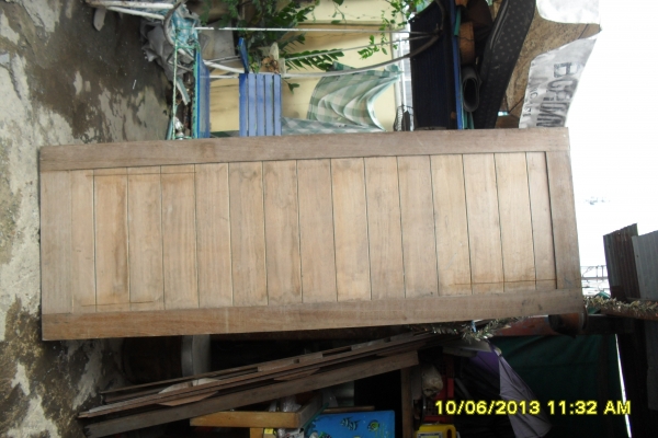 ขายประตูไม้