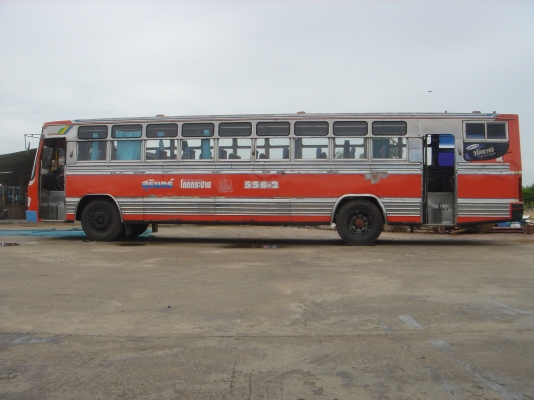 ขายรถบัสยาว 12 เมตร สภาพดีใช้งานประจำ โทร.084-7960437