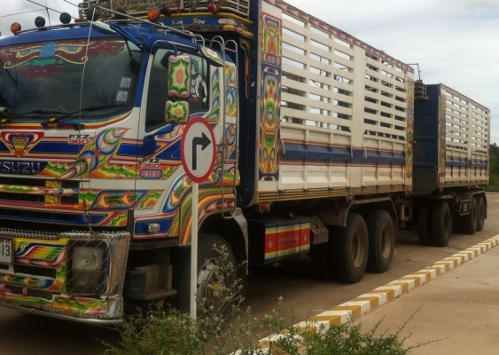 ISUZU DECA FXZ 360 HP EURO2 ปี 52 รถพ่วงแม่+ลูก กระบะดั๊มพ์เหล็กคอกเกษตรของอู่สหกิจสวยจัดทั้งแม่ทั้งลูก ลูก 3 เพลาดั๊มพ์ความยาว 7 เมตร รถวิ่งใช้งาน 240,000 กม.เครื่องแน่นแรงดีไม่มีเยิ้ม ภายในเก๋งสวยอุปกรณ์อำนวยความสะดวกครบครัน ช่วงล่างแน่น ยางสภาพดี 80\% ท