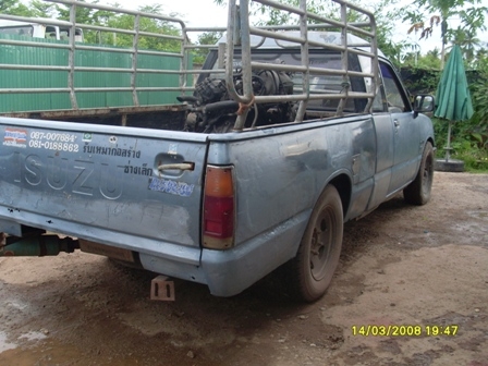 ขาย isuzu KB2500 แค๊ปเครื่องมังกร สภาพเดิม บาง ราคา55000฿