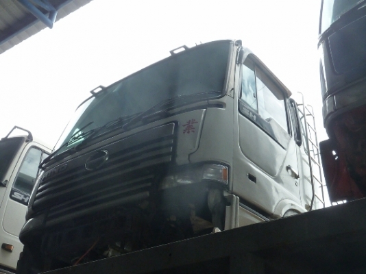 หัวเก๋ง HINO PROFIA D750