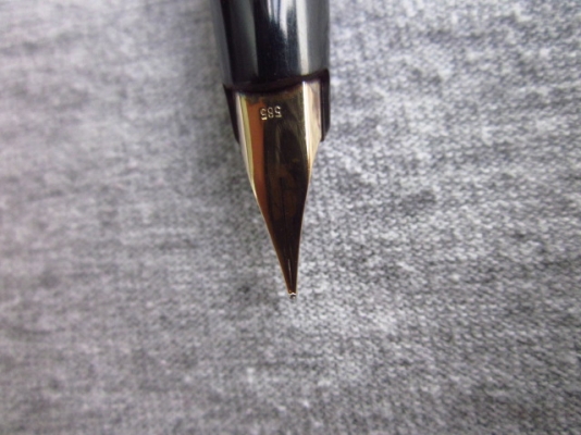 +++++ ปากกาหมึกซึม MONT BLANC มงบลังเยอรมันแท้มาใหม่ๆ +++++ +++++ ปากกาหมึกซึม MONT BLANC มงบลังเยอรมันแท้มาใหม่ๆ +++++