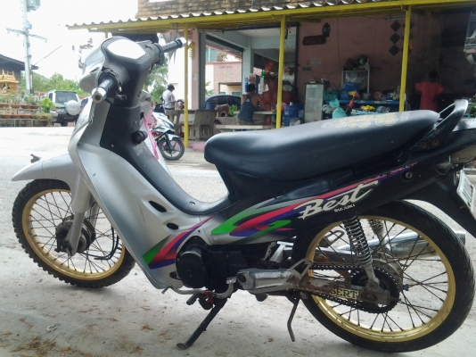 ขายด่วนซูซูกิเบส110 ปี45 มีเล่มทะเบียนขาดต่อเกิน3ปี