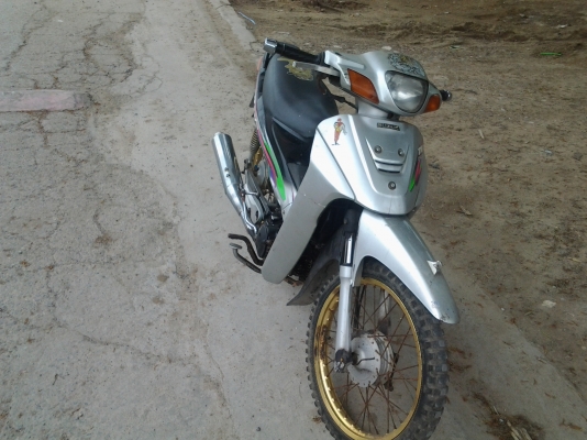 ขายด่วนซูซูกิเบส110 ปี45 มีเล่มทะเบียนขาดต่อเกิน3ปี