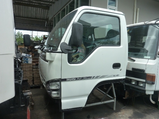 หัวเก๋ง ISUZU NPR ตาเพชร D741