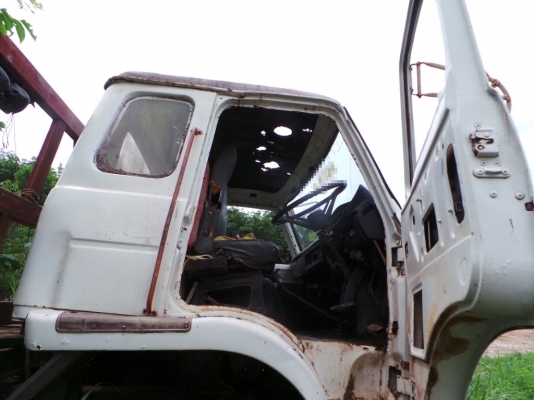 NISSAN DIESEL  10 ล้อท้ายเป็ด ไม่มีเล่มทะเบียน