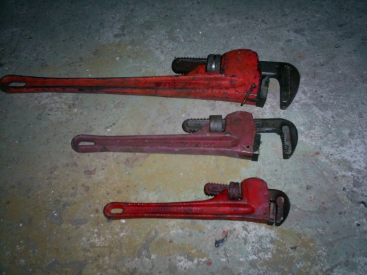 ประแจคอม้า ก้านเดียว 10", 14", 24"