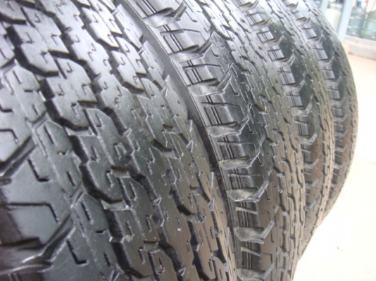 ขายยาง Bridgestone Dueler 205 R 16 ปี 10