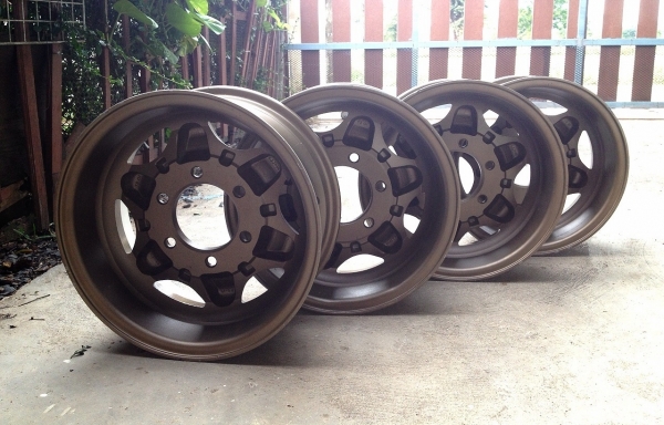 ขายล้อขอบ 14x6 ออฟ-15 ใส่ 6 รูกระบะ ออฟลึกๆ ครับ