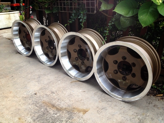 ขายล้อขอบ 14x6 ออฟ-15 ใส่ 6 รูกระบะ ออฟลึกๆ ครับ