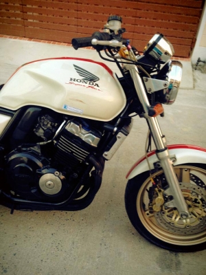 ขาย cb400 ปี98 รุ่นฉลอง50ปี หายาก อินวอยสรรพสามิต ขาย cb400 ปี98 รุ่นฉลอง50ปี หายาก อินวอยสรรพสามิต