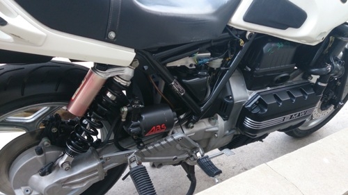 (ราคาร้อน) BMW K100RS ปี 1988 ระบบเบรก ABS ราคา 70,000 บาท (ราคาร้อน) BMW K100RS ปี 1988 ระบบเบรก ABS ราคา 70,000 บาท