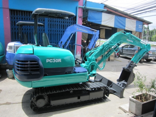 ขาย รถขุดเล็ก KOMATSU รุ่น PC30R-8-แทร็กเหล็ก มือสองญี่ปุ่น