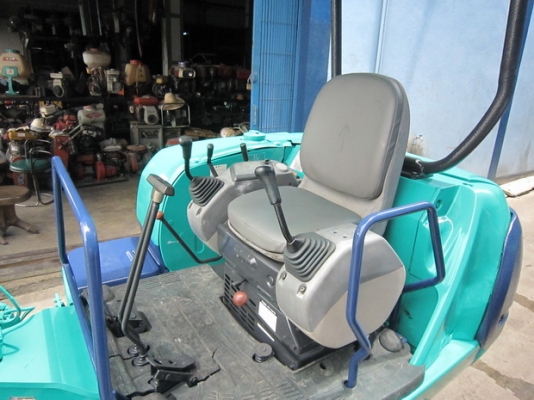 ขาย รถขุดเล็ก KOMATSU รุ่น PC30R-8-แทร็กเหล็ก มือสองญี่ปุ่น