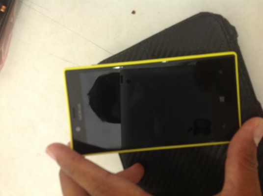 ขายโทรศัพท์ nokia lumia 720