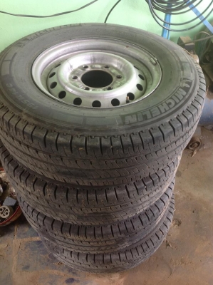 ขายยางสภาพดีพร้อมใช้