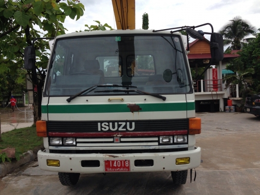 ขายรถเครน 7 ตัน  AICHI F507 ปั้มสามตอน สภาพสวย เก่านอกไม่เคยใช้งานในไทย