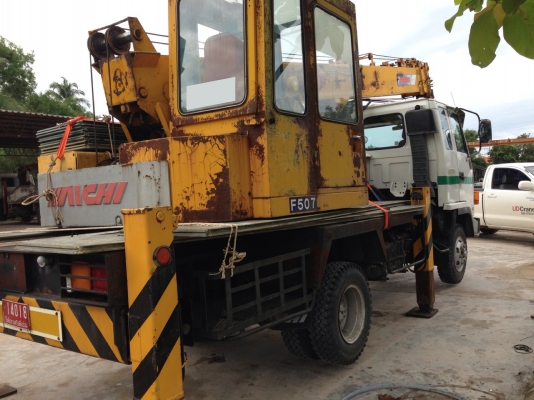 ขายรถเครน 7 ตัน  AICHI F507 ปั้มสามตอน สภาพสวย เก่านอกไม่เคยใช้งานในไทย