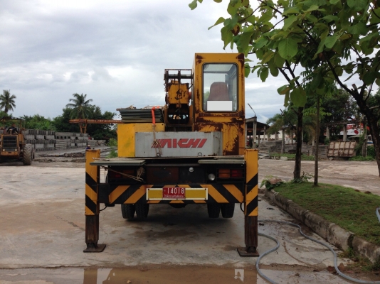 ขายรถเครน 7 ตัน  AICHI F507 ปั้มสามตอน สภาพสวย เก่านอกไม่เคยใช้งานในไทย