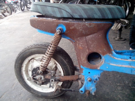 ขายโครงชาลี มีล้อ 4 ก้านให้ด้วย 5800 พร้อมส่ง ขายโครงชาลี มีล้อ 4 ก้านให้ด้วย 5800 พร้อมส่ง