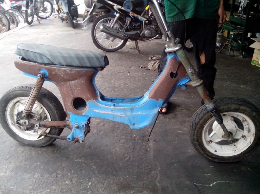 ขายโครงชาลี มีล้อ 4 ก้านให้ด้วย 5800 พร้อมส่ง