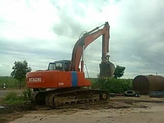 Hitachi 200EX รุ่น3 เครื่องเดิม ปั้มเดิม