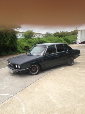 ขายถูกBM E28เครื่อง1G แก๊ส LPG  ออโต้  ปี1975 พร้อมใช้