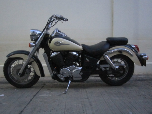 อีกคันครับ**ขาย SHADOW  CLASSIC ปี 2003 อินวอย สรรพสามิต ตัวจริง เครื่องดีมากครับ ขับกับใด้เลย ระบบไฟออกทุกจุด