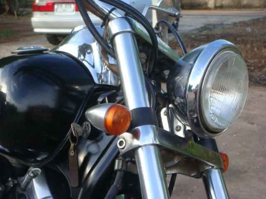 -------- YAMAHA Drag Star Custom 400 ---------