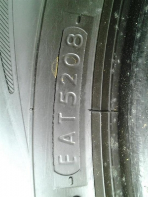 ขายยาง 235/65/17 ครับยังไม่ได้ใช้