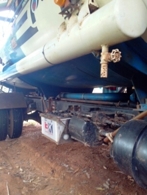 ถังน้ำมันขนาด9000 3หัวจ่าย ถอดลงจากฮีโน่ พร้อมใช้เลยครับ