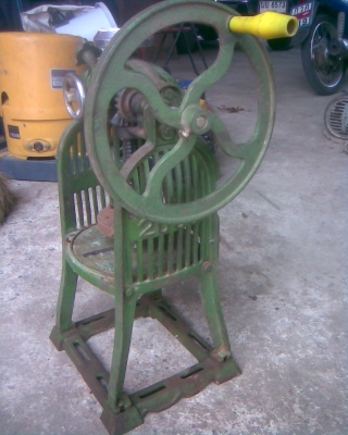 เครื่องใสน้ำแข็งสภาพดีพร้อมใช้